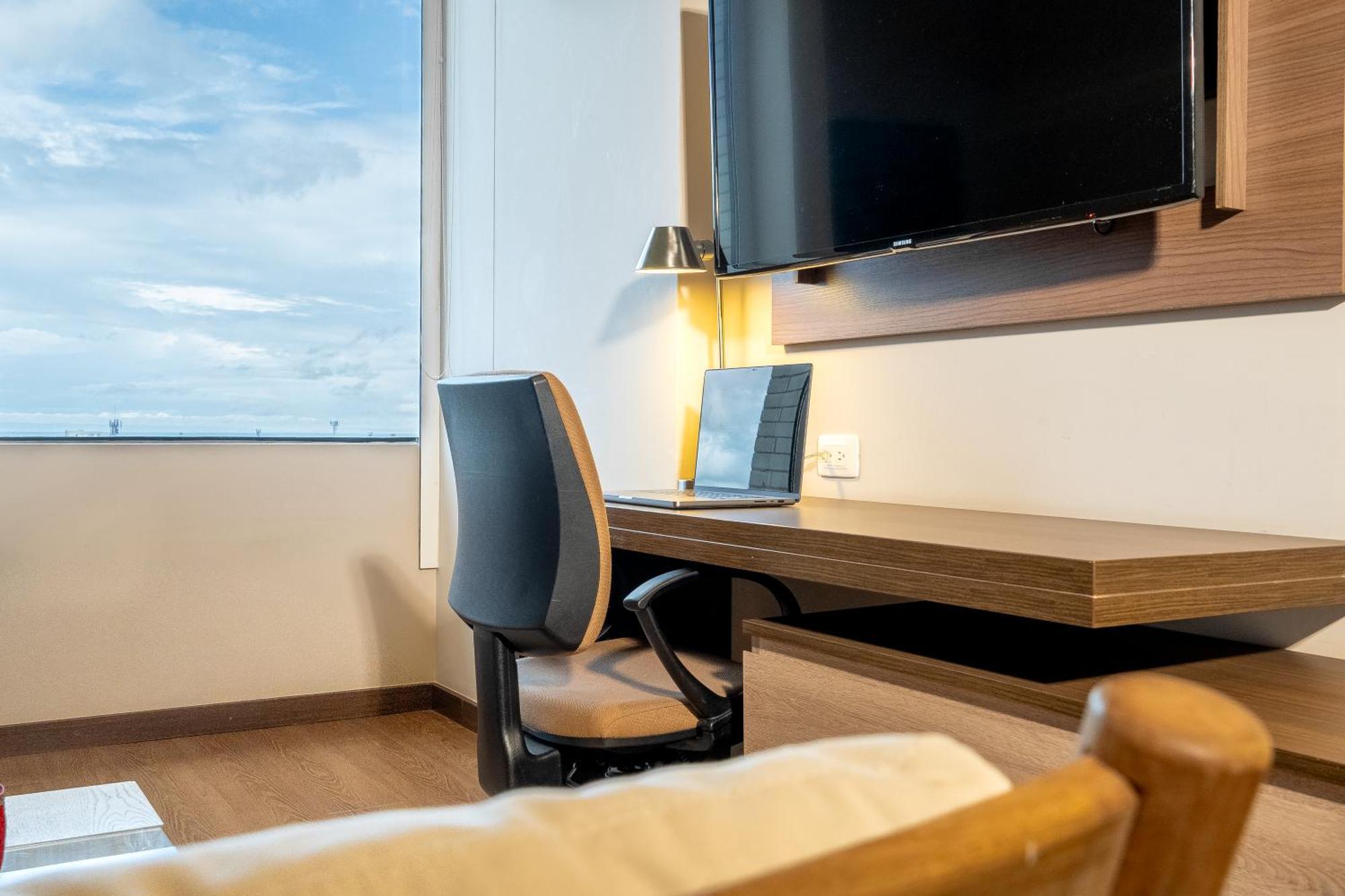 Holiday Inn Express Yopal By Ihg Exterior foto